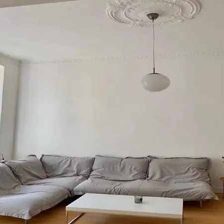 Дом отдыха Inviting With Balcony Or Terrace Штраубинг